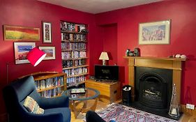 One Bed Cosy Highland Cottage Near Beauly