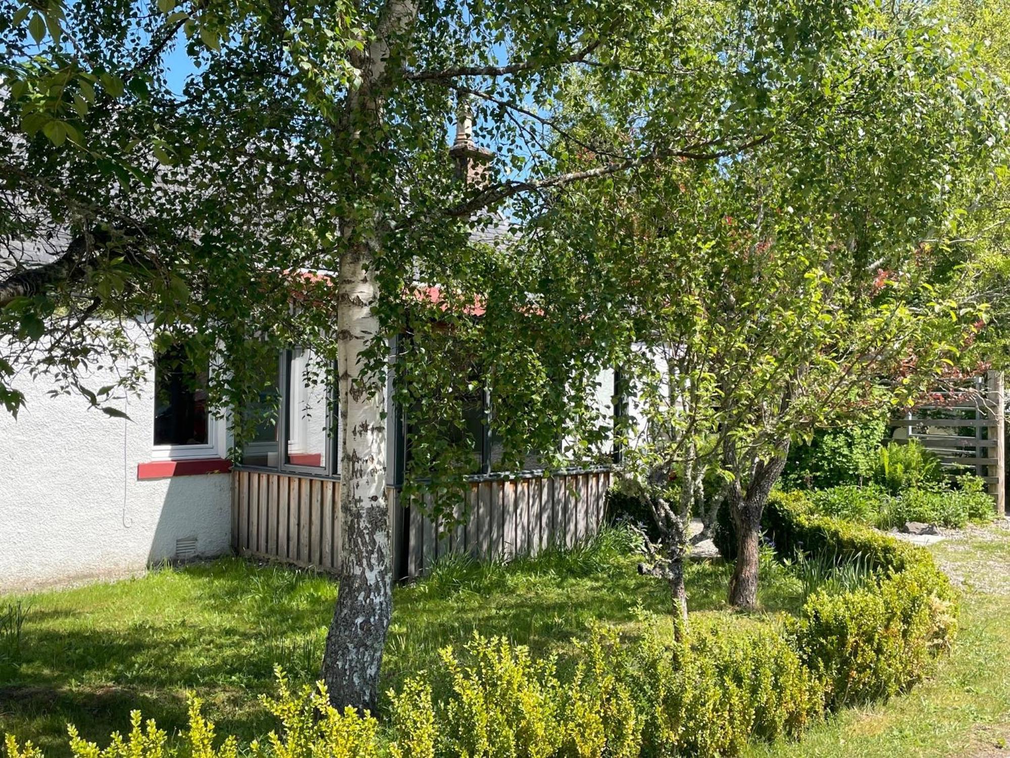 One Bed Cosy Highland Cottage Near Beauly Extérieur photo